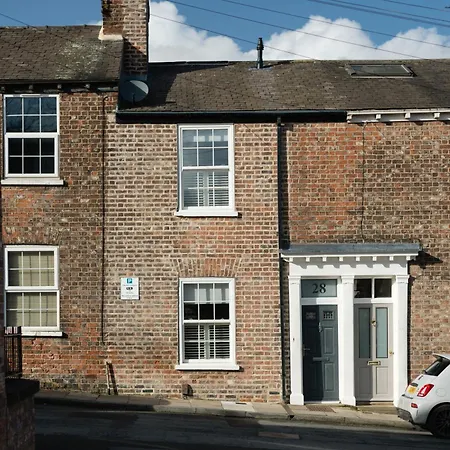 The Residence, Luxury * York